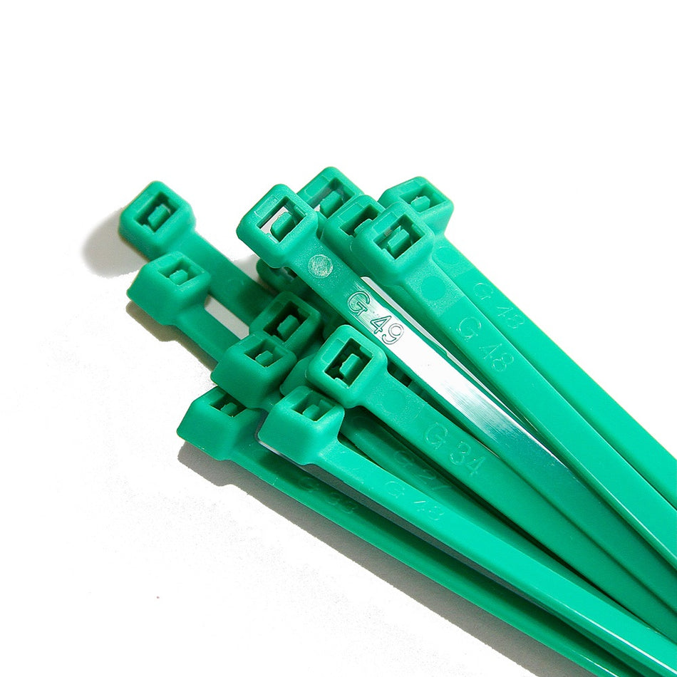 Cable Ties 200 x 4.8mm Green-K-200SD-GN. Front view of green cable ties ends.