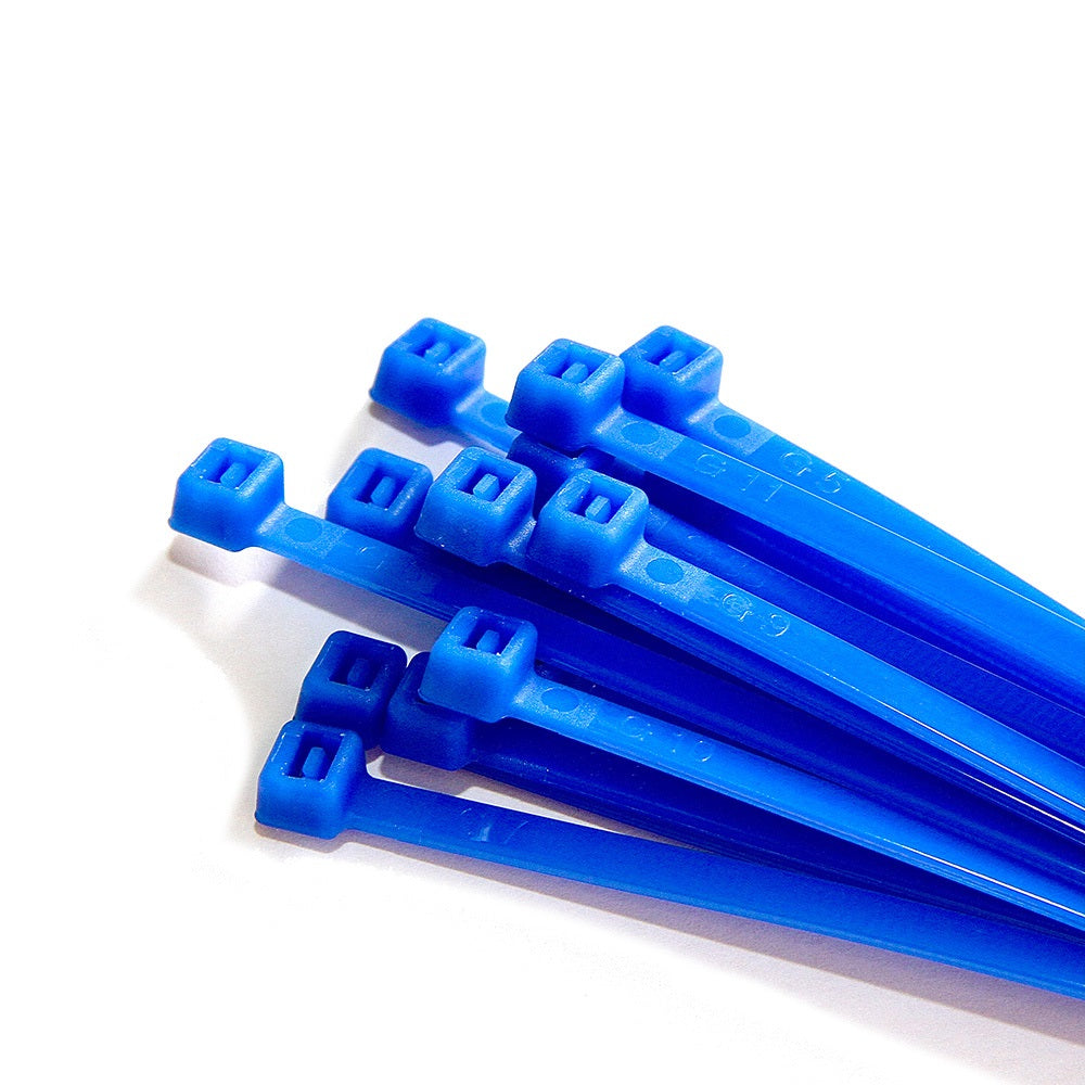 Cable Ties 200 x 4.8mm Blue-K-200SD-BL. Front view of blue cable ties ends.